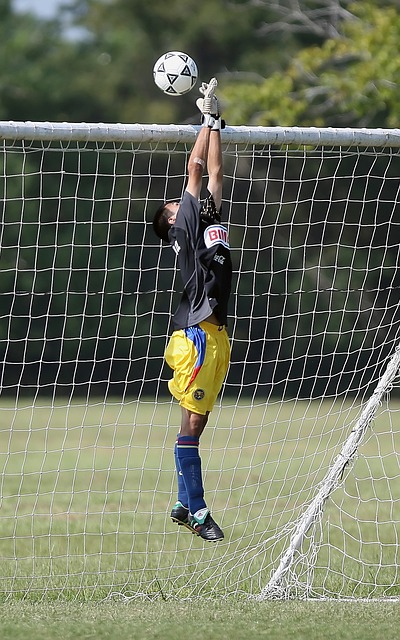 进攻体系更 进攻体系更